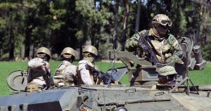 Estado de emergencia: Ejército no descarta intervenir en caso de enfrentamientos en el Biobío