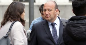 Ex fiscal Guerra se suma a Abbott: no asistirá a comisión de acusación contra Piñera
