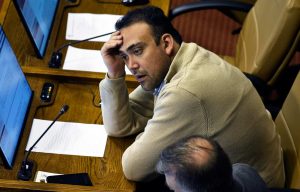 Diputado Karim Bianchi recibe amenaza de muerte en su oficina en Magallanes