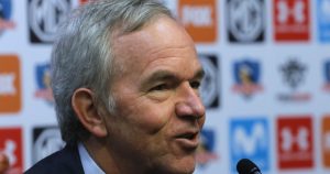 Fiscalía ordena incautar correos de Gabriel Ruiz-Tagle por venta de acciones en ByN