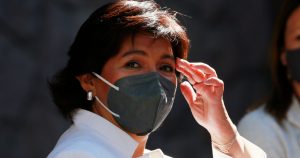 Provoste responde a Sichel tras emplazamiento por indulto a detenidos en el estallido social