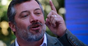 Sichel por irrupción de Kast en sondeos: 