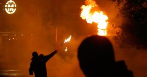 Tribunal de Antofagasta absuelve a acusado de atacar a Carabineros por falta de pruebas