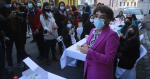 Caso Karina Oliva: Comunes dejó en libertad de acción a sus militantes por senatorial en la RM