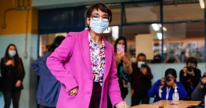 Fiscalía ordena investigar eventual fraude en declaración de gastos electorales de Karina Oliva