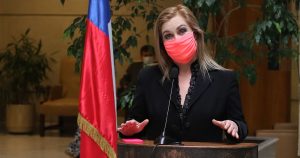 Pamela Jiles acusó a Boric de buscar 