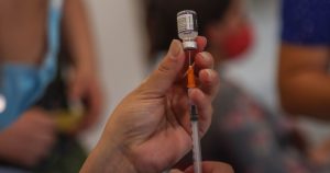 Austria propone confinar a los no vacunados contra el COVID-19