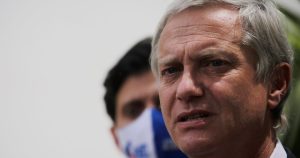 Cadem: José Antonio Kast mantiene ventaja de 5 puntos sobre Boric