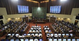 Tres diputados iniciarán cuarentena preventiva y no podrán votar acusación contra Piñera