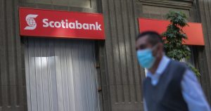 Scotiabank cerrará 22 locales y despedirá a 600 trabajadores