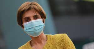 Kast busca sumar a Paula Daza como encargada de Salud de su comando