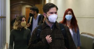 Boric se desmarca de Jadue por dichos sobre votantes de Parisi: 