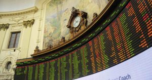 Bolsa de Santiago cerró con la mayor alza diaria en 13 años tras las elecciones