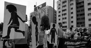 Simón, el niño invisible