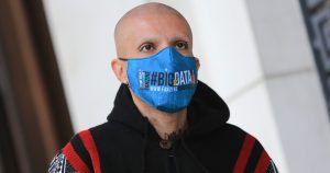 Se hizo de forma anónima: Rodrigo Rojas Vade donó su sueldo a 