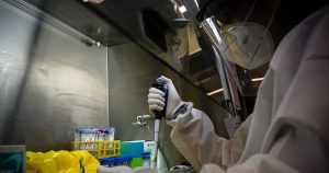 Seremi de Salud confirma tres casos comunitarios de variante ómicron en RM