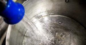 Onemi decreta Alerta Temprana Preventiva para la capital por turbidez del río Maipo