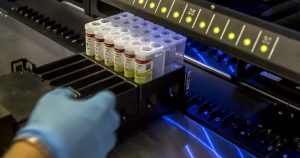 Balance COVID-19: Minsal reportó 887 casos nuevos y positividad por sobre el 2%