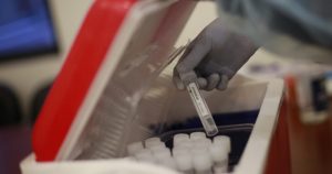 COVID-19: Minsal reportó 2.115 contagios y menos de 13 mil casos activos