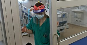 Contagiados con variante ómicron en Chile ascienden a siete tras dos nuevos casos