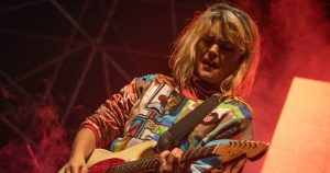 “Que se muera Kast y Piñera”: la canción de Camila Moreno en actividad a favor de Boric