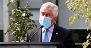 Ministro Paris proyecta inicio de vacunación con cuarta dosis para febrero