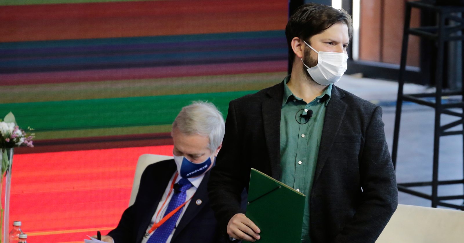 encuesta Criteria Boric Kast