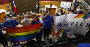 Chile aprueba el matrimonio igualitario en histórica votación en el Congreso