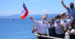 Kast y apoyo de Michelle Bachelet a Boric: 