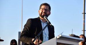 Boric logra ventaja en Nueva Zelanda y Australia con aumento en la participación