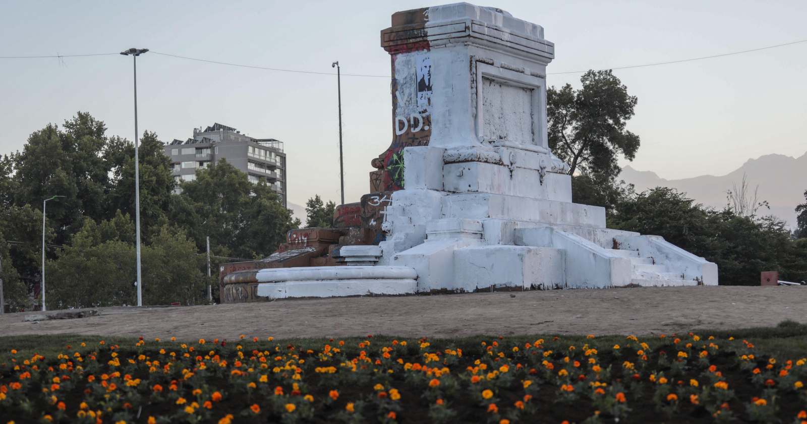 Kast Plaza Baquedano