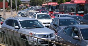 Comandos de Boric y Kast emplazan al Gobierno por problemas en transporte público