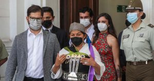 Ex vocera de Kast invita a Boric a zona roja de Temuco con emotivo diálogo en la Convención