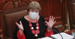 Bachelet se abre a extender periodo presidencial en la Convención: 