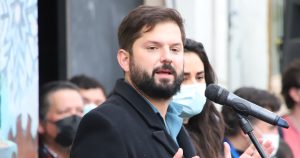 Boric se suma a críticas por financiamiento de PGU: 