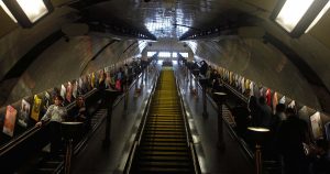 Covid: Reino Unido sigue la escalada de contagios y notifica casi 130.000