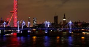 Inglaterra constató su récord de contagios de COVID-19 el día de Navidad