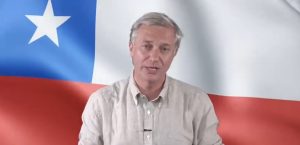 Kast reaparece en medio de debate por el rumbo de la derecha: 