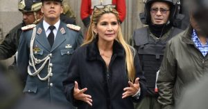 Presentan nueva denuncia contra Jeanine Áñez por detención ilegal y tortura