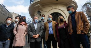 Nuevos liderazgos y autocrítica marcan debate post derrota en la centroderecha