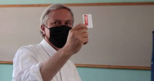 Kast anticipa que balotaje podría definirse en colegios electorales