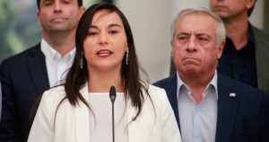 Mañalich no ve a Izkia Siches en el Minsal, pero sí 