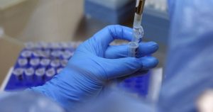 OMS señaló que la variante Ihu aún no implica una gran amenaza