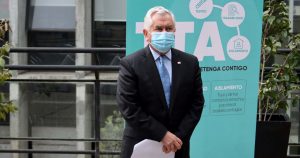 Paris llamó a hacer turismo en Chile y evitar viajes a Miami por la variante ómicron