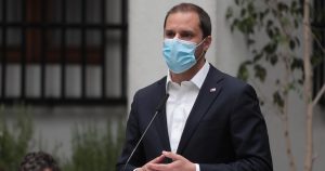 Covid-19: Bellolio entra en cuarentena preventiva por contacto estrecho