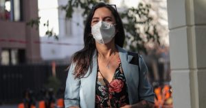 Vallejo dice que rayados contra Boric son una forma 