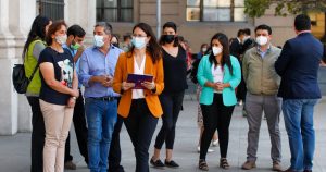 Alcaldes entregan carta dirigida a Piñera por situación de inseguridad en Chile