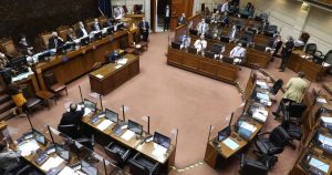 Senado enfrenta brote Covid: casos positivos y 30 personas en cuarentena