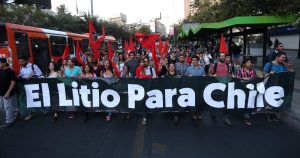 Bancada PC presenta proyecto de ley para frenar licitación del litio