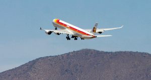 Sernac presenta demanda colectiva contra Iberia por no aceptar devolución de tasas de embarque